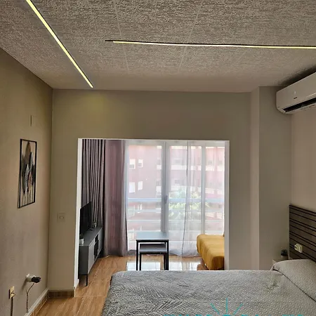 Apartment & Pool Calp